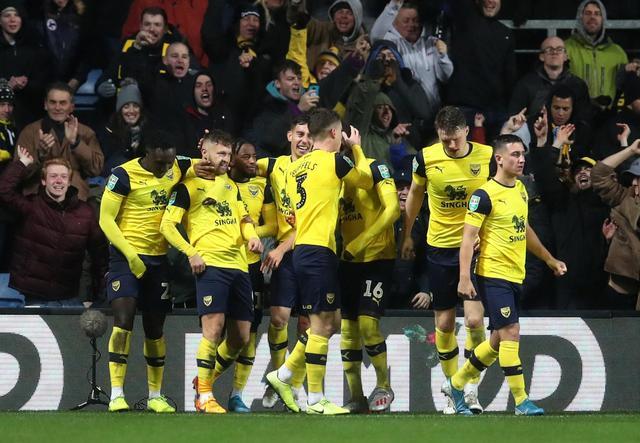 王威晨攻守稳定展现队长价值