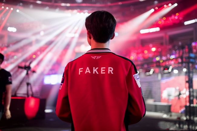 FURIA Esports 将 Astralis 从 IEM Cologne 2025 小组赛中淘汰